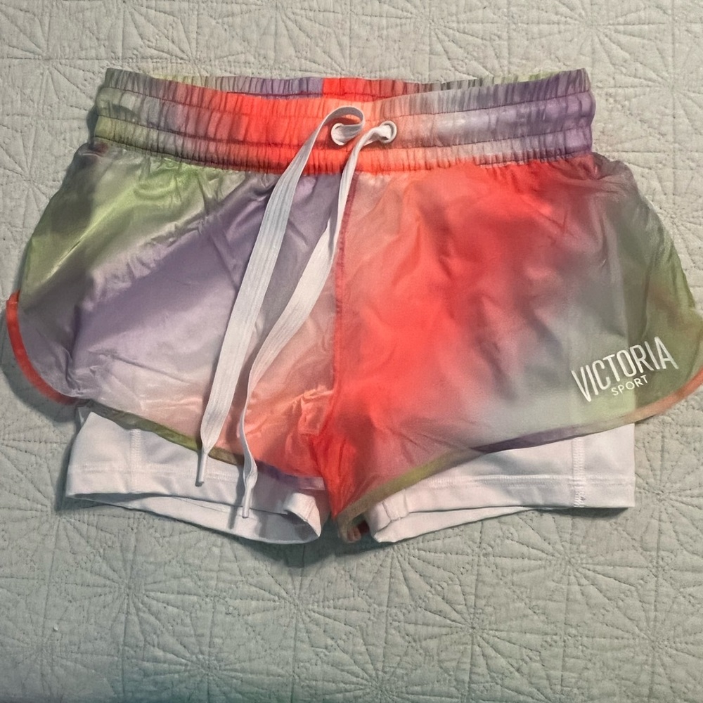 Victoria sport workout shorts